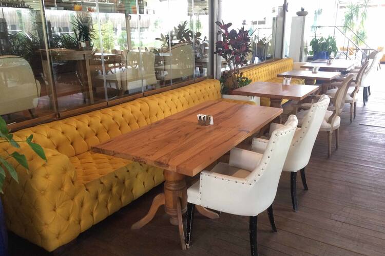 Bu Benim Yolum Tavsiye Ederim Cappuccino Cafe Ve Pony Club